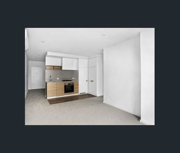 SPACIOUS TWO BEDROOM APARTMENT WITH FANTASTIC FACILITIES AROUND - Photo 4