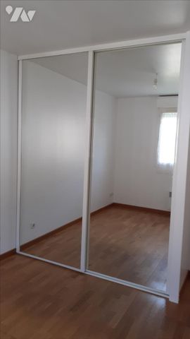 CHANTILLY LOUE F3 AVEC BALCON ET PARKINGS - Photo 3