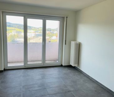 LUMINEUX APPARTEMENT DE 3 PIECES SITUE AU 5EME ETAGE AVEC BALCON - Photo 4