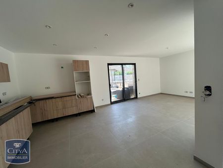 Location Maison 4 pièces 108m² BOURG EN BRESSE 01000 - Photo 2