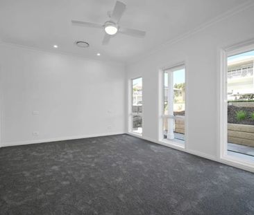 Beachside Luxury Awaits at 22 Hopwood Close! - Photo 5