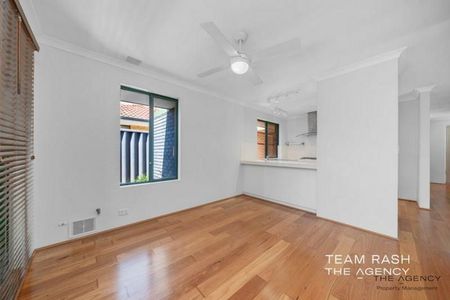 Low Maintenance 3 Bedroom Villa! - Photo 2