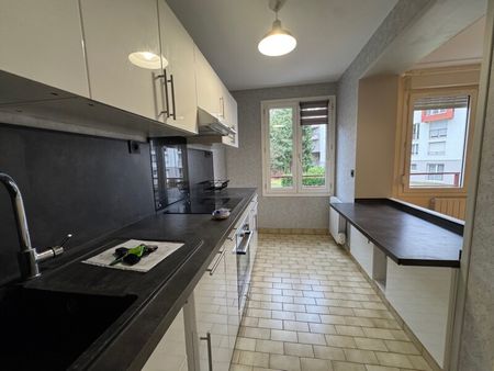 Location Appartement 2 pièces 47m² ORLEANS 45000 - Photo 5