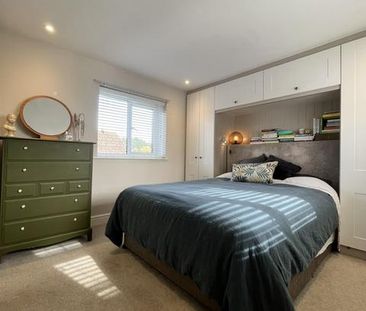5 bedroom detached house to rent - Photo 6