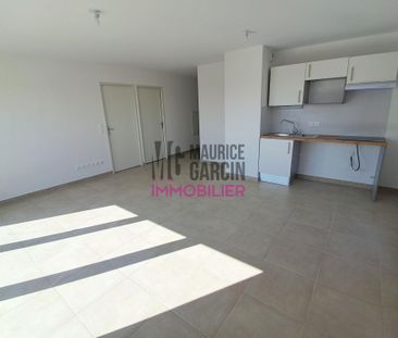Appartement à louer, 3 pièces - Cavaillon 84300 - Photo 2