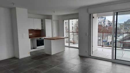 Maison T4 à louer Saint Coulomb - 88 m² - Photo 3