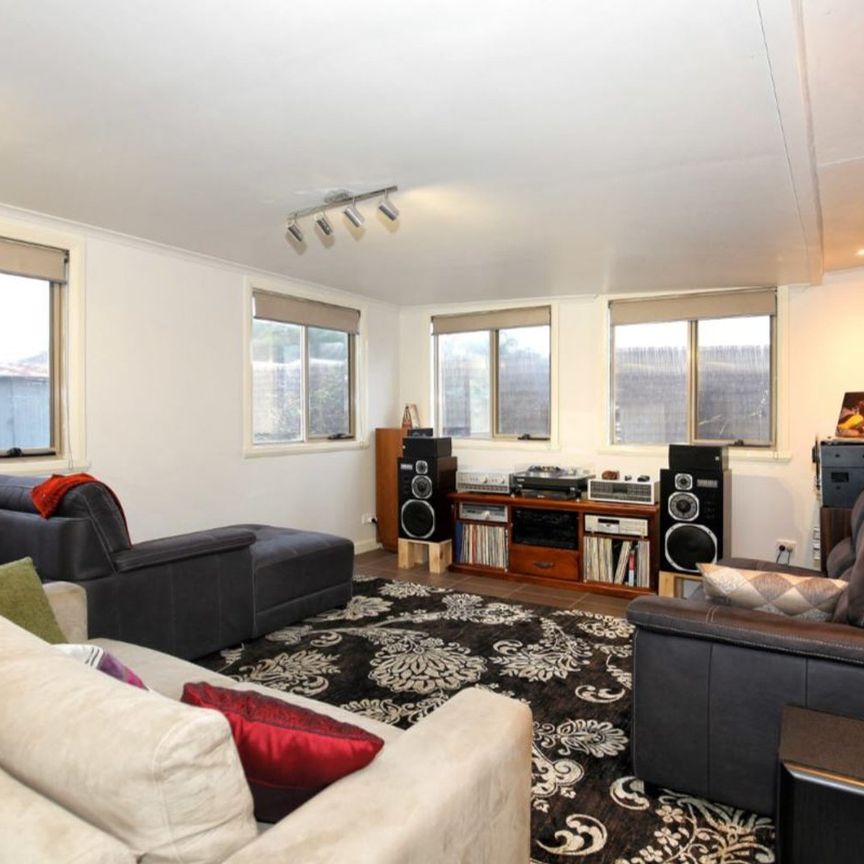 Well Presented Family Home - Photo 1