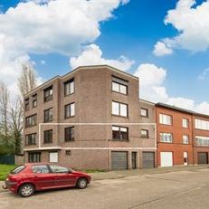 Licht, energiezuinig hoekappartement met twee slaapkamers, terras en optionele garagebox - Foto 1