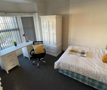 1 bedroom in a house share to rent - Photo 5