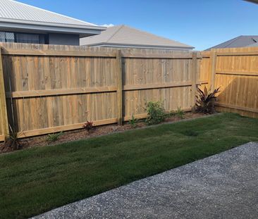 19 Brightstar Street, Ormeau QLD 4208 - House For Rent | Domain - Photo 1