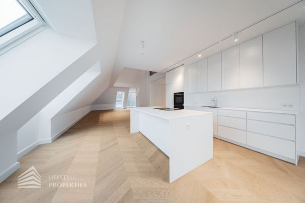 Exklusive Maisonette-Dachgeschosswohnung in prachtvoller Jahrhundertwendevilla - Photo 1