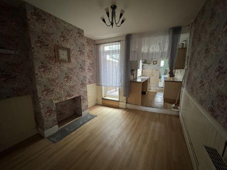 2 bedroom terraced house to rent - Photo 3