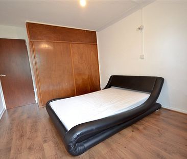 Deneway, Heaton Norris, Stockport, Greater Manchester, SK4 2HU - Photo 1