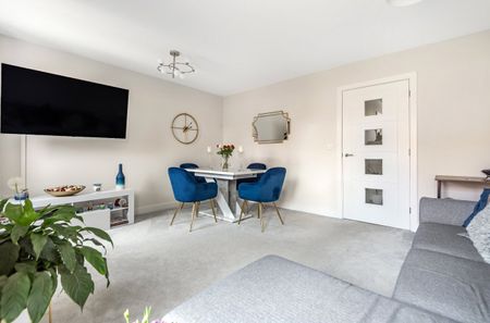 2 bedroom terraced house to rent - Photo 2