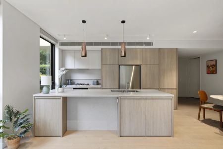 A Sandstone Sanctuary with Generous Outdoor Entertainers Terrace - Photo 4