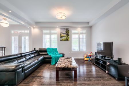 For Lease - 18 Manila Avenue, Markham, Ontario - Photo 2