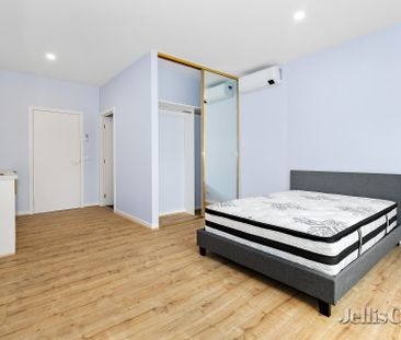 Room 5/9 Nyora Grove, Mount Helen - Photo 1