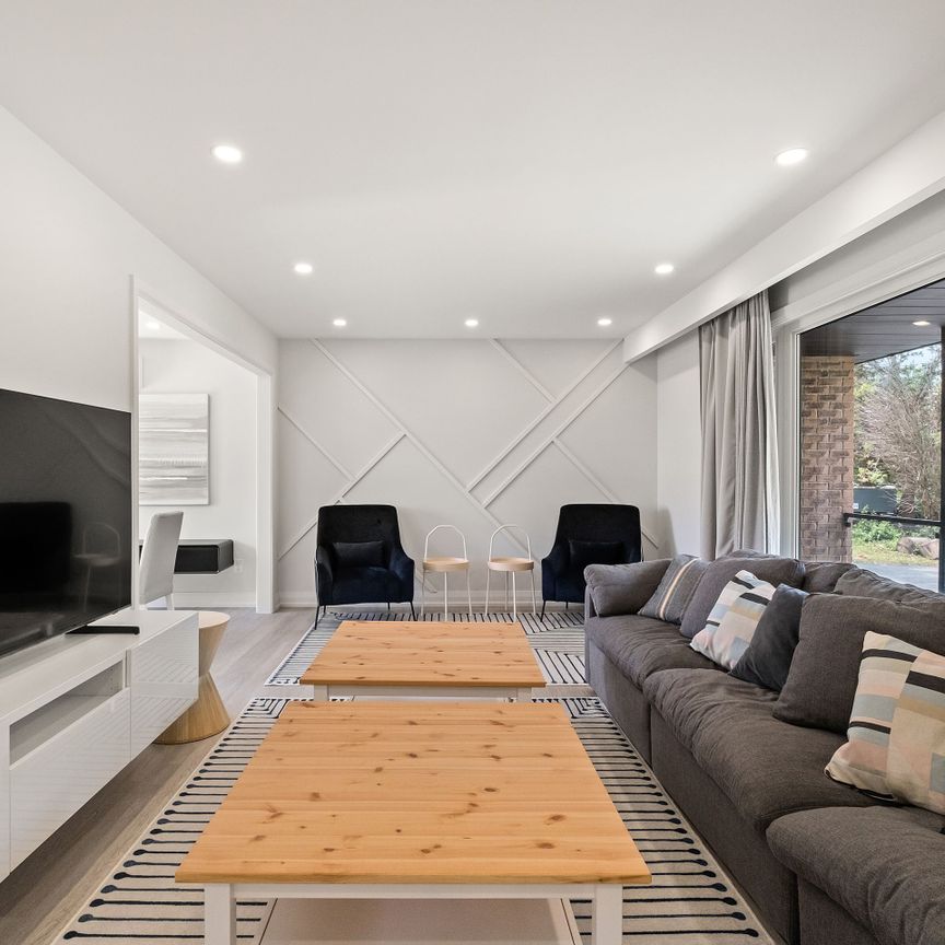 For Lease - 3211 Eighth Line, Bradford West Gwillimbury, Ontario - Photo 1