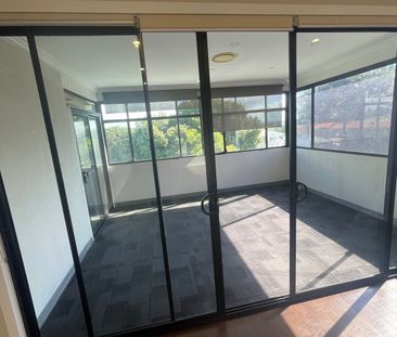 Earlwood - Photo 3