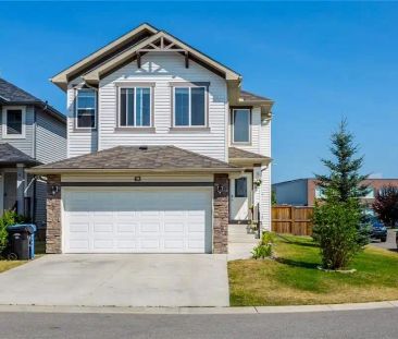 2-STORY HOUSE, 3BED, 3.5BATH, BONUS RM, ATTACHED GARAGE & DEVELOPED... - Photo 1