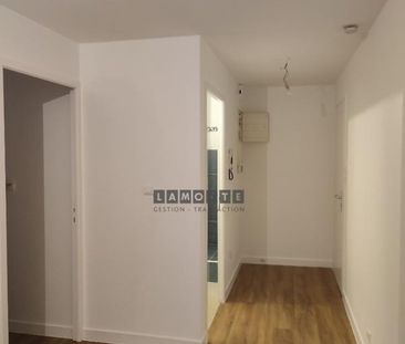 Appartement à louer 2 pièces - 31 m² - Photo 2