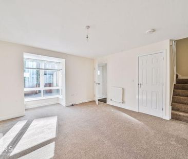 3 bedroom detached house to rent - Photo 3