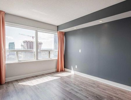 For Lease - 335 Webb Drive Unit# PH-108, Mississauga, Ontario - Photo 3