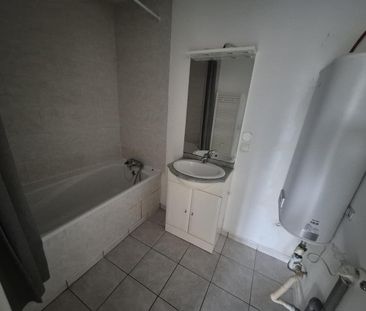 Location Appartement 3 pièces 55m² ANICHE 59580 - Photo 5