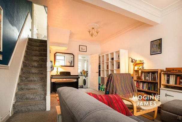 2 bedroom terraced house to rent - Photo 1