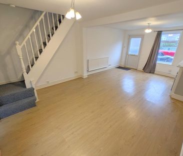 Newfield Street, - Photo 2
