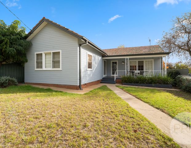 2 Rudd Street, Turvey Park NSW 2650 - Photo 1