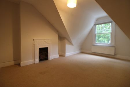 5 Bed Semi-Detached House, Westover Road, SW18 - Photo 5