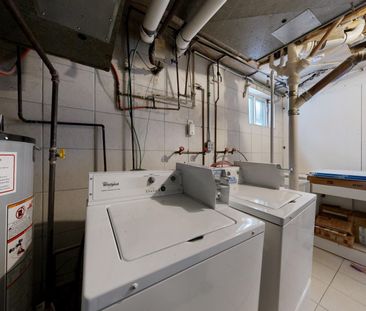For Lease - 1252 Davenport Road Unit# 1, Toronto, Ontario - Photo 6