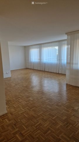 schöne 4 1/2 Zimmerwohnung - Photo 2