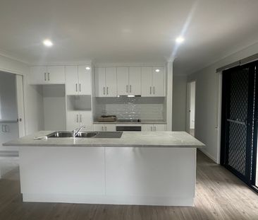 11 Swayne Street, North Mackay - Photo 6