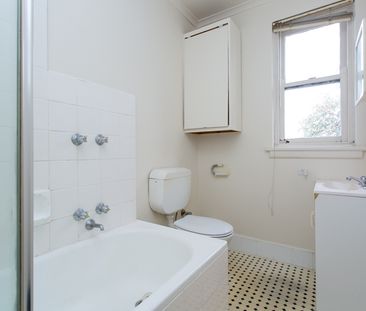Bright One Bedroom In The Heart Of Prahran - Photo 3