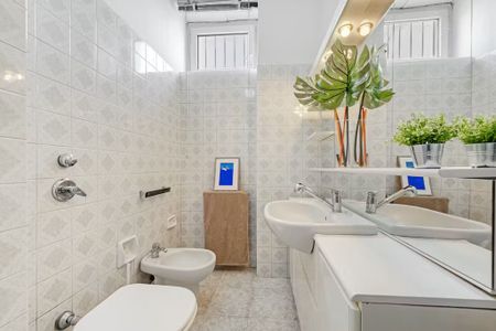 Via Beato Padre Pio da Pietrelcina, Milan, Lombardy 20142 - Photo 5