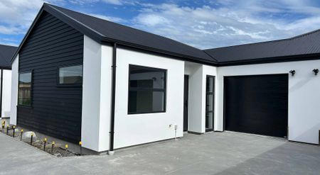 New Two Bedroom Apartments - Photo 4