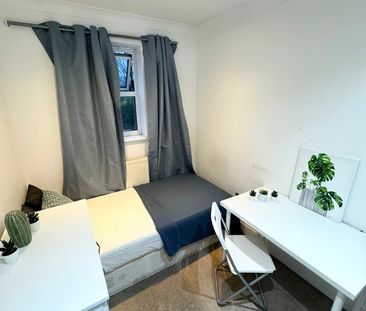 Room in a Shared House, London Road, HA9 - Photo 3