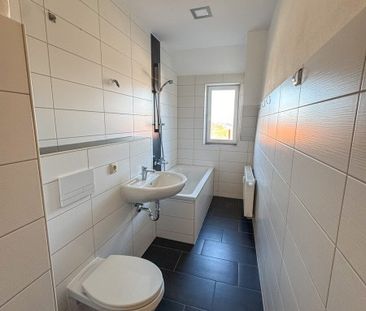 Großzügige 5-Raum-Wohnung auf dem Zeller Berg über den Dächern von Aue - Photo 3