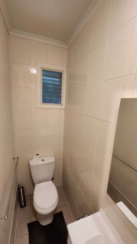 Mount Waverley - Photo 3