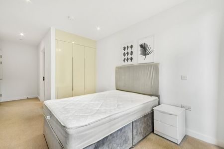 2 Bed Flat, Walton Heights, SE17 - Photo 5