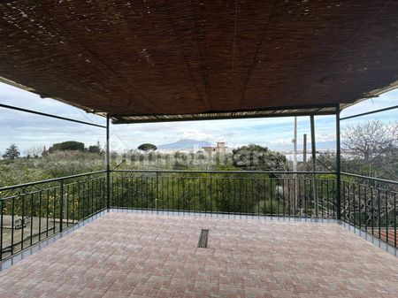 Trilocale viale Villa Arianna, Centro, Castellammare di Stabia - Photo 4