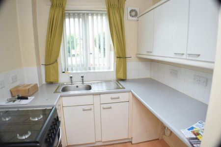 1 bedroom end of terrace house to rent - Photo 2
