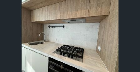 WSP - 1 Bed 1 Bath Furnished Apartment with 1 Study available for Rent - Photo 5