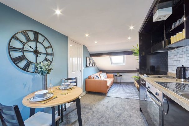 West Terrace - Photo 1