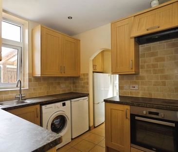 Highfield Road, Bournemouth - Photo 5