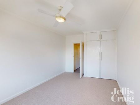 5/68 Brinsley Road, Camberwell - Photo 3