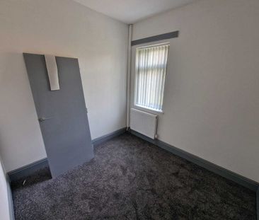 4 bedroom house to rent - Photo 3