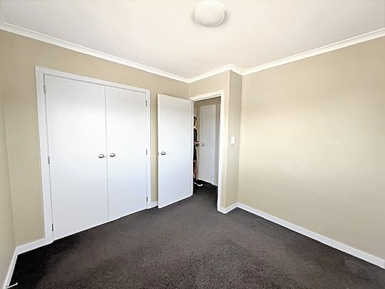 COMPACT AND NEAT AS A PIN-TWO BEDROOMS-STANMORE BAY! - Photo 1